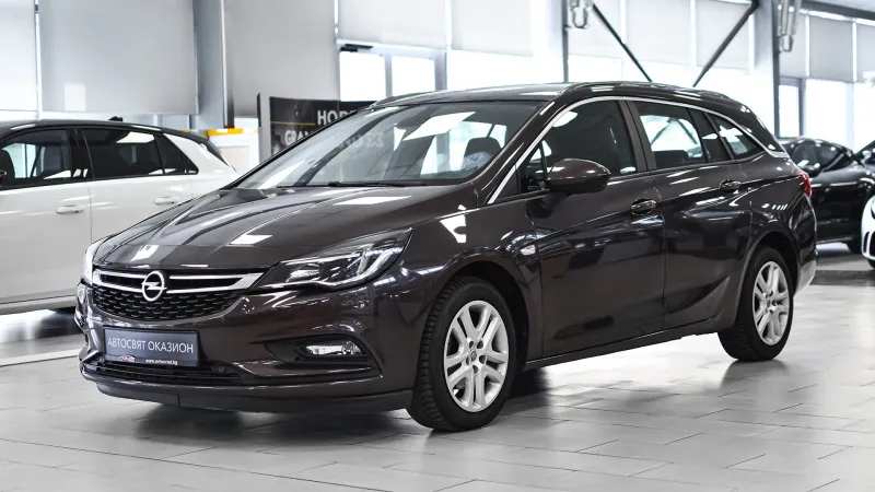 Opel Astra Sports Tourer 1.6 CDTi Enjoy Image 4