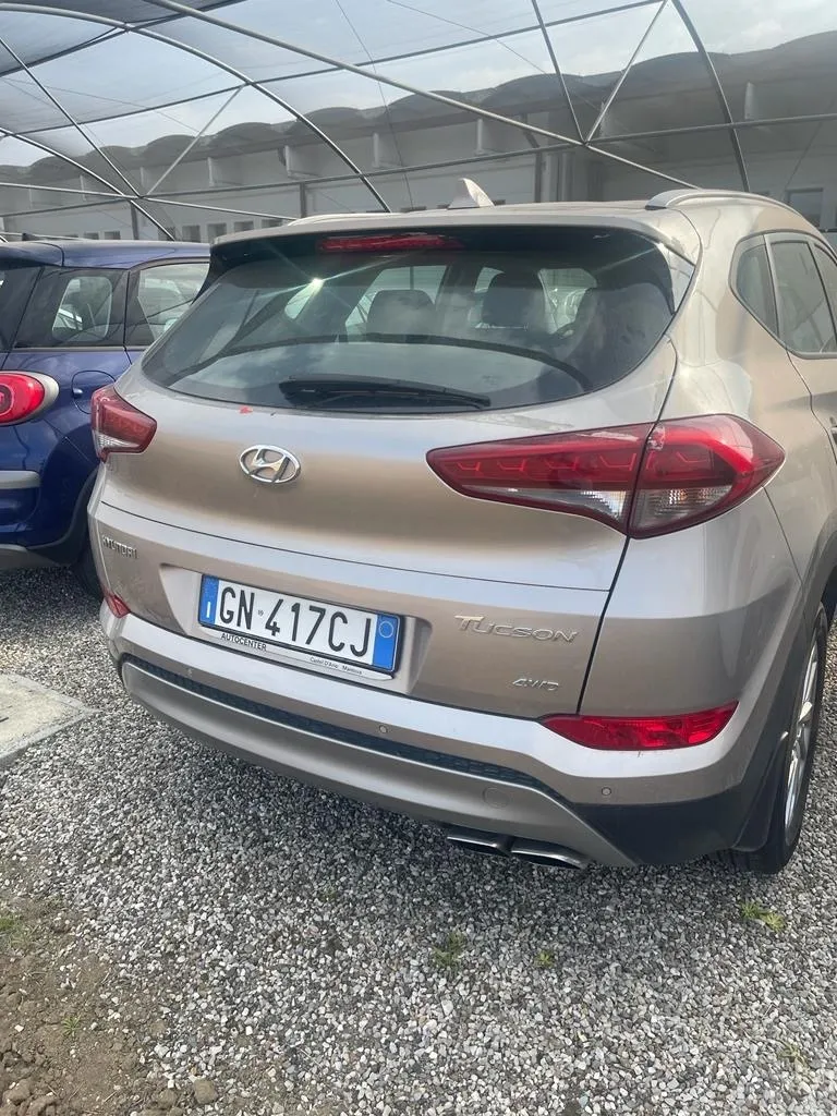 Hyundai Tucson (KATO НОВА) Image 3