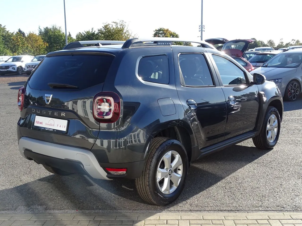 Volkswagen T-Cross 1.0 TSI DSG Navi...  Image 4