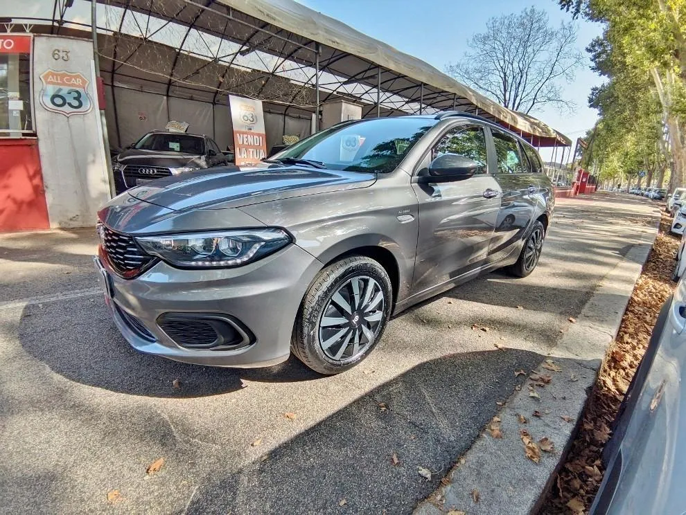 FIAT Tipo 1.4 T-Jet 120 CV GPL SW Lounge Image 1